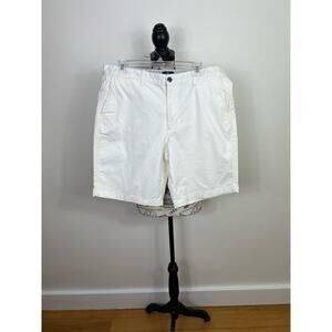 George White shorts with pockets